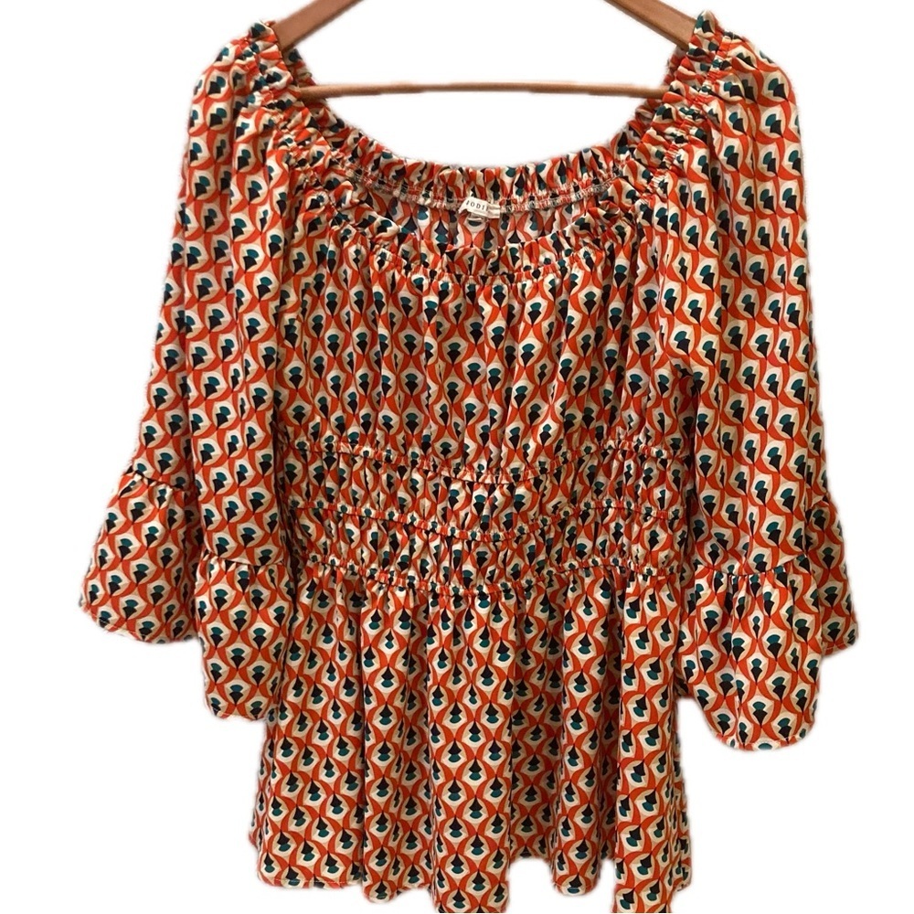 Jodifl blouse. Colorful print. Peplum. Gathered waist. Size L